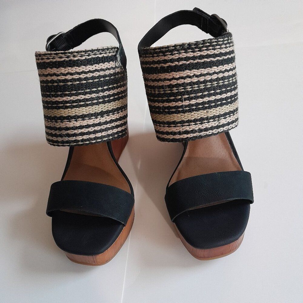 Lucky Brand Women Mika Chunky Wood Strappy Leather Platform shoes Size 8.5M